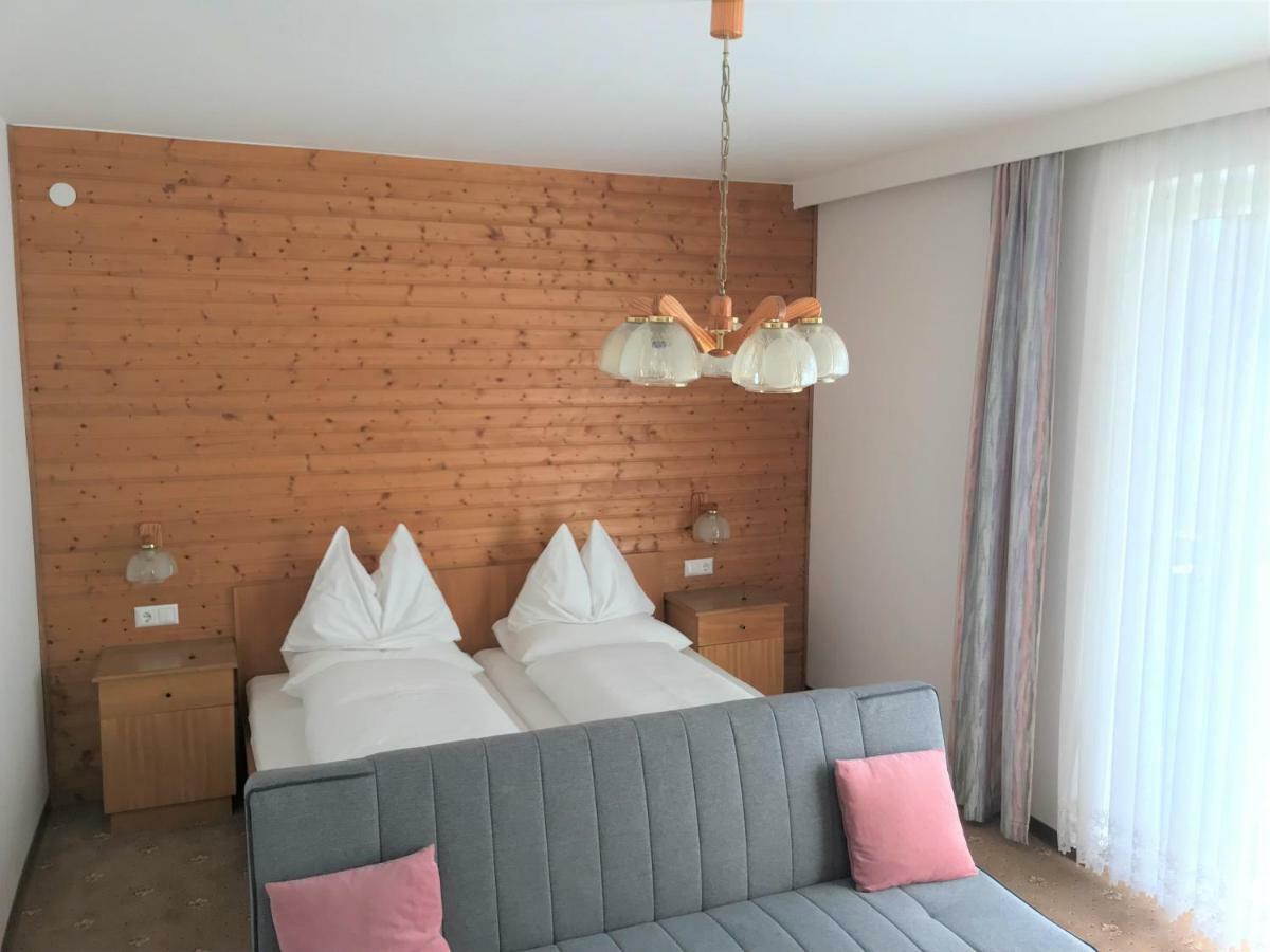 Bruckerhof Otel Puchberg am Schneeberg Dış mekan fotoğraf